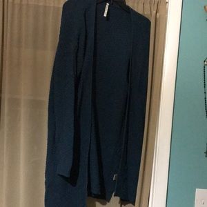 Like new long knitted sweater